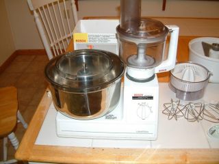 Classic Bosch Universal Mixer with stainless steel bowl and citrus 