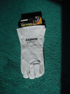 new with tags radnor welding gloves