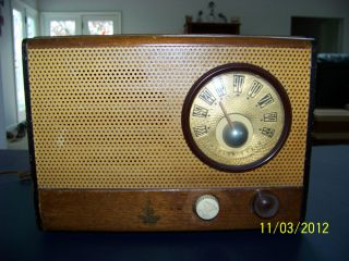 Vintage Emerson Radio in Collectibles