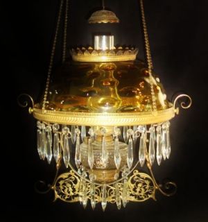 Victorian Aesthetic Bullseye Hobnail Shade Hanging Oil Kerosene Lamp 