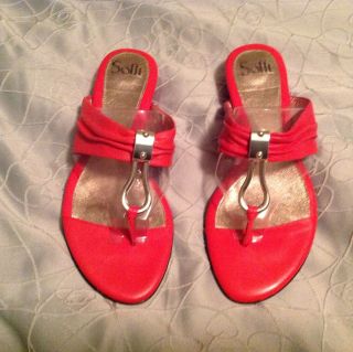 SOFFT Brescia Thong Sandal Red Coral Leather 100 Ladies 8 5 M NEW Nice 