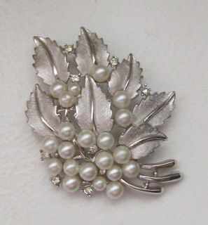   Faux Pearl Rhinestone Brushed Silvertone Leaf Design Brooch Pin