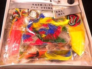 Vintage TACK L TYERS Fly Bug Lure FISHING TYING KIT Complete w/ BOX 