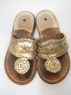 calypso by jack rogers girls gold flip flops sandals