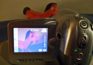   510 Digital Video Camera Camcorder Silver LCD Monitor MPEG4 