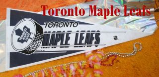   Maple Leafs Hockey Sport Memobilia Banner Pennant NHL Canada