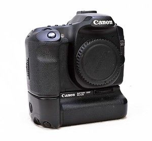 Canon EOS 50D Body Only with Canon Battery Grip Excellent Condition 