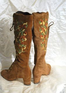 1960S VINTAGE EMBROIDERED BROWN VELVETEEN HIGH LACE UP BOOTS