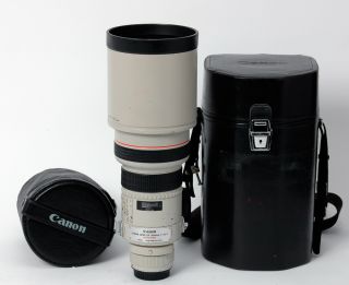 Canon EF 300mm F 2 8L USM with Case F2 8 F 2 8 L 082966214134