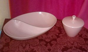 Carleton for Gracious Living Melmac Pink Dish Container