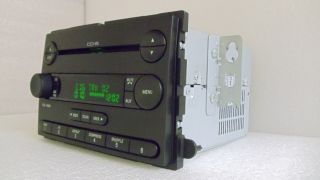 05 06 FORD F250 F350 Superduty Radio 6 Disc CD Changer Player AUX