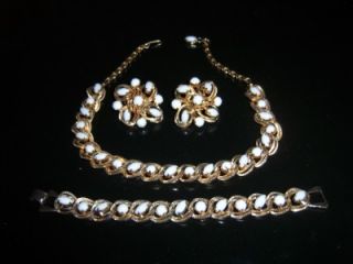 Vintage Jewelry Set Gold Tone w Milk Glass Beads 60s Necklace 