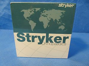 Stryker Orthopaedics Cruciate Retaining Femoral Ref 70 5011L NEW