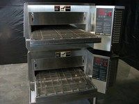 Star Holman Ultramax UM18 50A Double Pizza Conveyor Oven