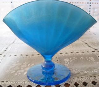 Stretch Glass Fan Vase Celeste Blue Fenton