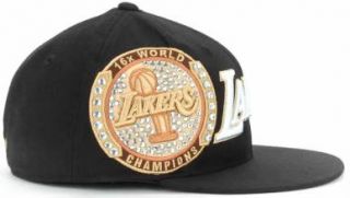   Lakers Adidas Size 7 1/4 Fitted Hat Cap   16 X NBA World Champions