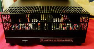  600 TUBE POWER AMPLIFIER 300 WATTS PER CHANNEL AT 8 OHM MINT MADE USA