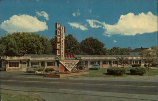 Charles Town WV Shenandoah Motel GREAT SIGN   Postcard