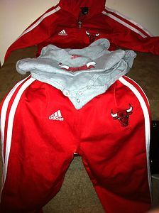 Chicago Bulls Adidas Brand Basketball Outfit with Matching Shirt