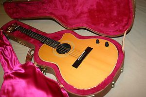 GIBSON Chet Atkins 1990 SST Acoustic Electric Steel String Guitar with 