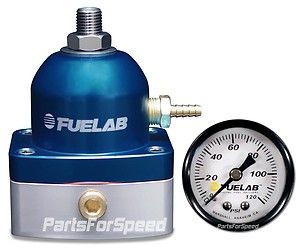 Fuelab 52501 3 Fuel Pressure Regulator with Gauge  6AN Blue FPR Inline 