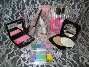Childrens Pretend Play Makeup 7pc Set Mess Mark Free Looks Real