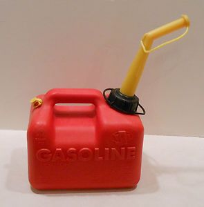 Chilton P10 1 Gallon Plastic Gasoline Can