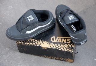 Trax rubber outsole, Waffle Grip tread pattern and Vanslite midsole