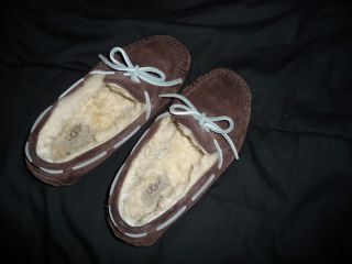 UGG Dakota Moccasins Slippers Shoes Dark Brown Blue Leather Wool Size