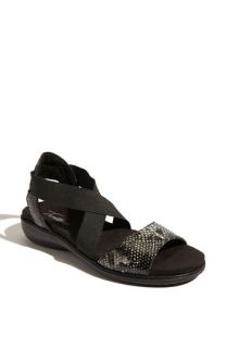 Trotters Kristen Sandal