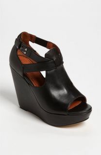 Elizabeth and James Harly Sandal