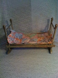 Vintage Antique Victorian primitive doll trundle bed cradle w/ quilt