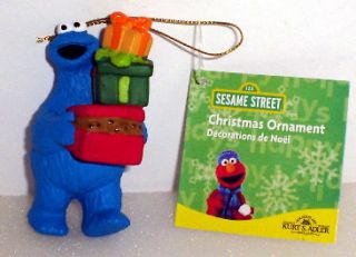 SESAME STREET COOKIE MONSTER with gifts CHRISTMAS ORNAMENT NEW