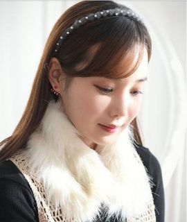  Corea Lovely Crystal Exquisite Kiss Alphabet Earrings