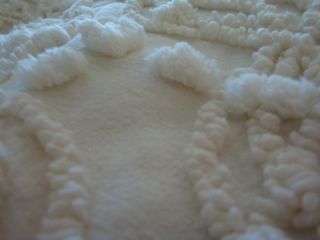 Large Ivory Cabin Craft Chenille Bedspread 95 x 105 Full QN Large