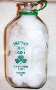 McCONNELL EMERALD PARK DAIRY MILK BOTTLE 1/2 GAL GLASS CRESSON PA