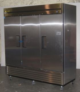 True 72 Cubic ft 3 Door Reach in Commercial Freezer Stainless Steel T