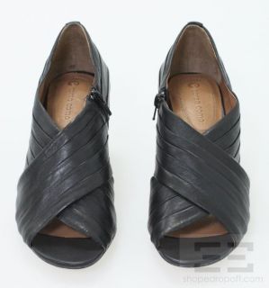 Corso Como Black Leather Seamed Leather Peep Toe Heels 9.5 NEW