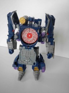  SOUNDWAVE with LASERBEAK FALL OF CYBERTRON Voyager Class figure NEW