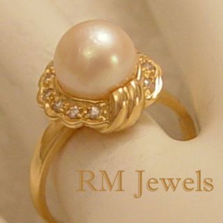 Vintage Cultured Pearl and Diamond 14kt Gold Ring