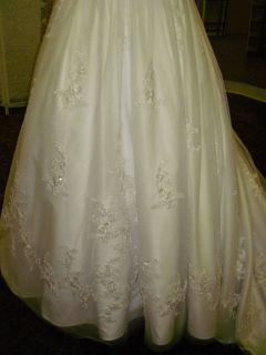 DaVinci White Embroidery Bead Lace Bridal Gown Wedding Dress NWT $