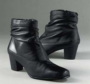 David Tate Vera Lambskin Leather Scrunch Ankle Boots 8 5W Wide New