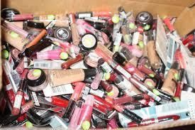 Wholesale Lot of 100 Makeup Items Assorted ,Cover Girl, Fingrs,jordana