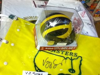 Denard Robinson ~Autographed Michigan Wolverines mini Helmet~COA