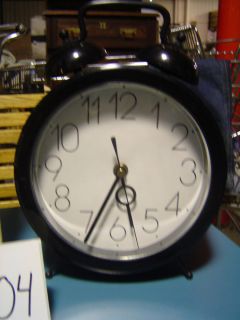  Black Quartz Alarm Clock New in Box CG804