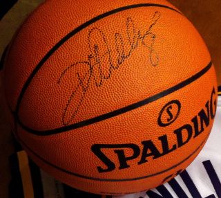 DERON WILLIAMS Official SPALDING Authentic NBA GAME Basketball SIGNED