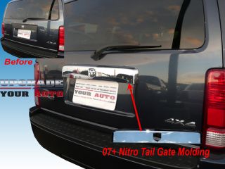  accent trim is for the lift gate on a 2007 2011 dodge nitro the well