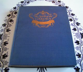  1923 GARDEN GAZEBO Arbor HEDGE Water VTG LANDSCAPE DESIGN 1st HC BOOK