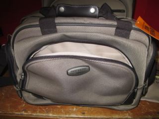 Dockers Oceanside 21 Carry on Upright 15 Tote Shoe Bag Luggage