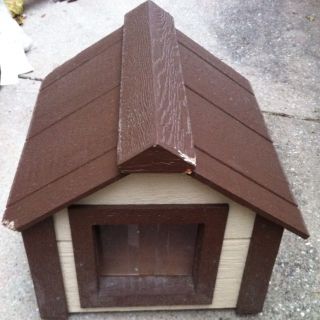 Northland Climate Master™ Insulated Dog House